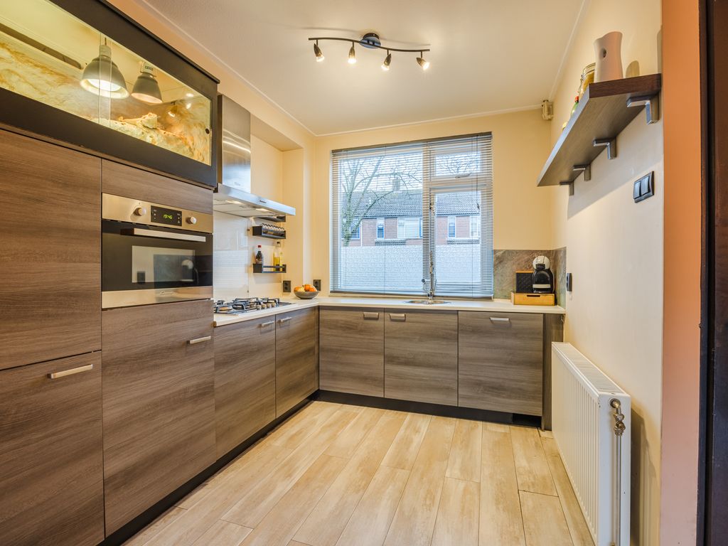 Dukdalf 10, HELLEVOETSLUIS