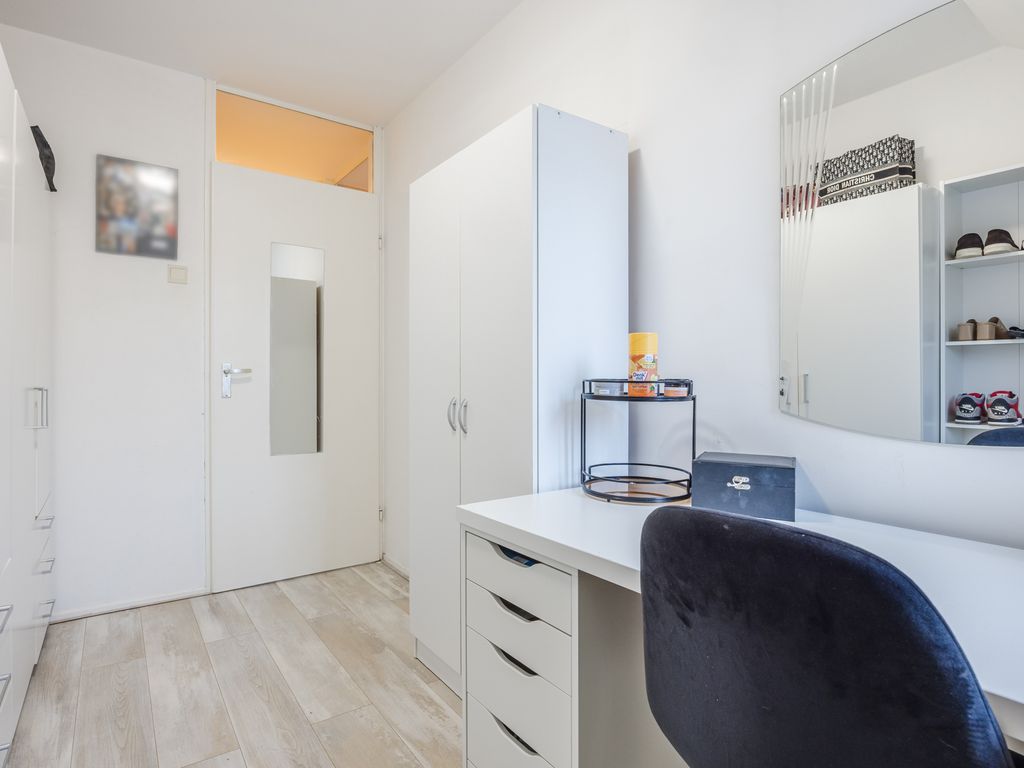 Dukdalf 10, HELLEVOETSLUIS