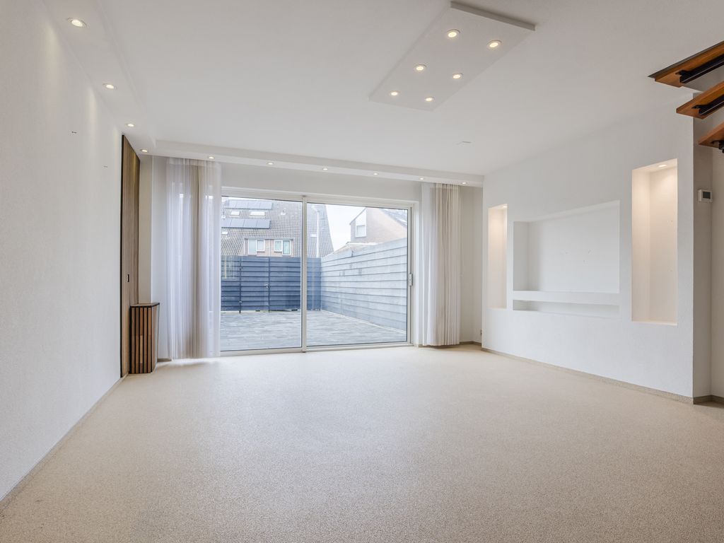 Klaverruiter 14, HELLEVOETSLUIS