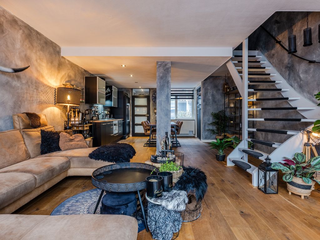 de Windhond 7, HELLEVOETSLUIS