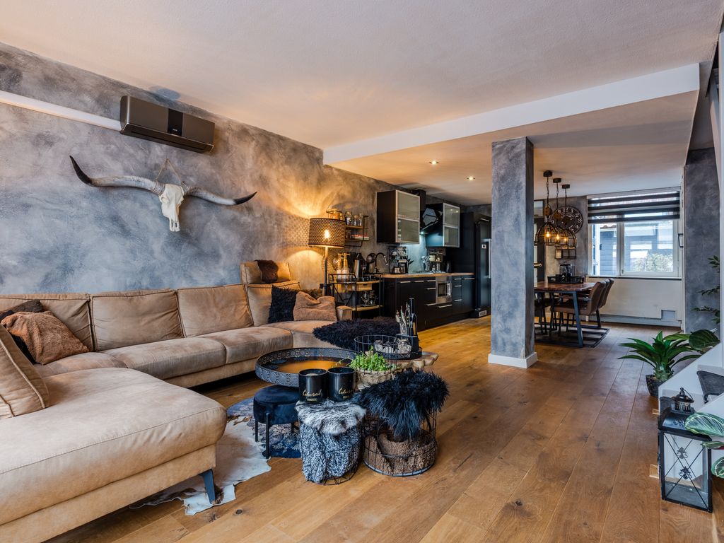 de Windhond 7, HELLEVOETSLUIS