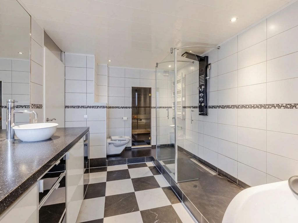 de Windhond 7, HELLEVOETSLUIS