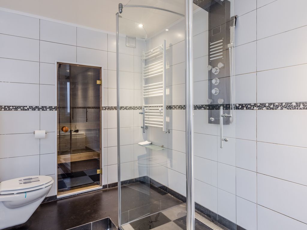 de Windhond 7, HELLEVOETSLUIS