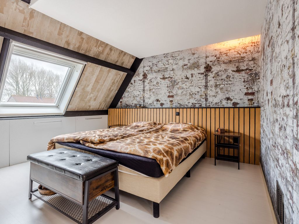 de Windhond 7, HELLEVOETSLUIS