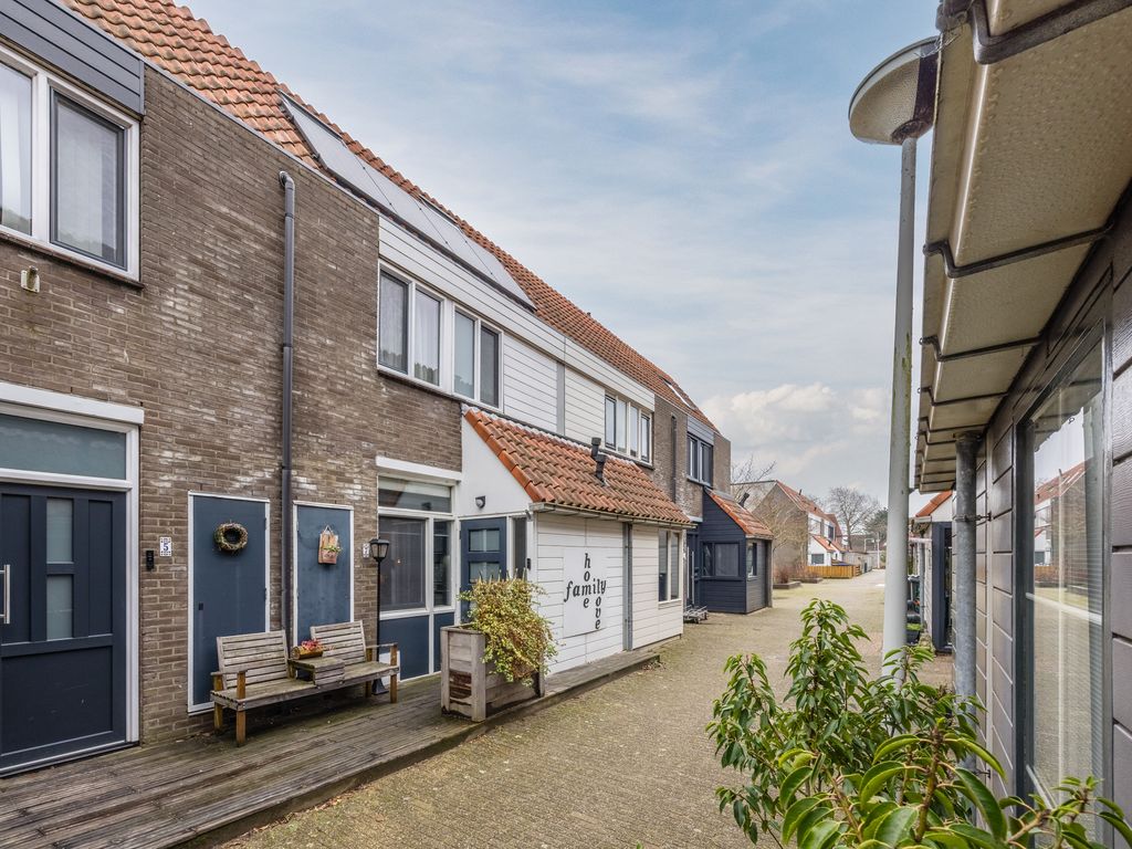 de Windhond 7, HELLEVOETSLUIS