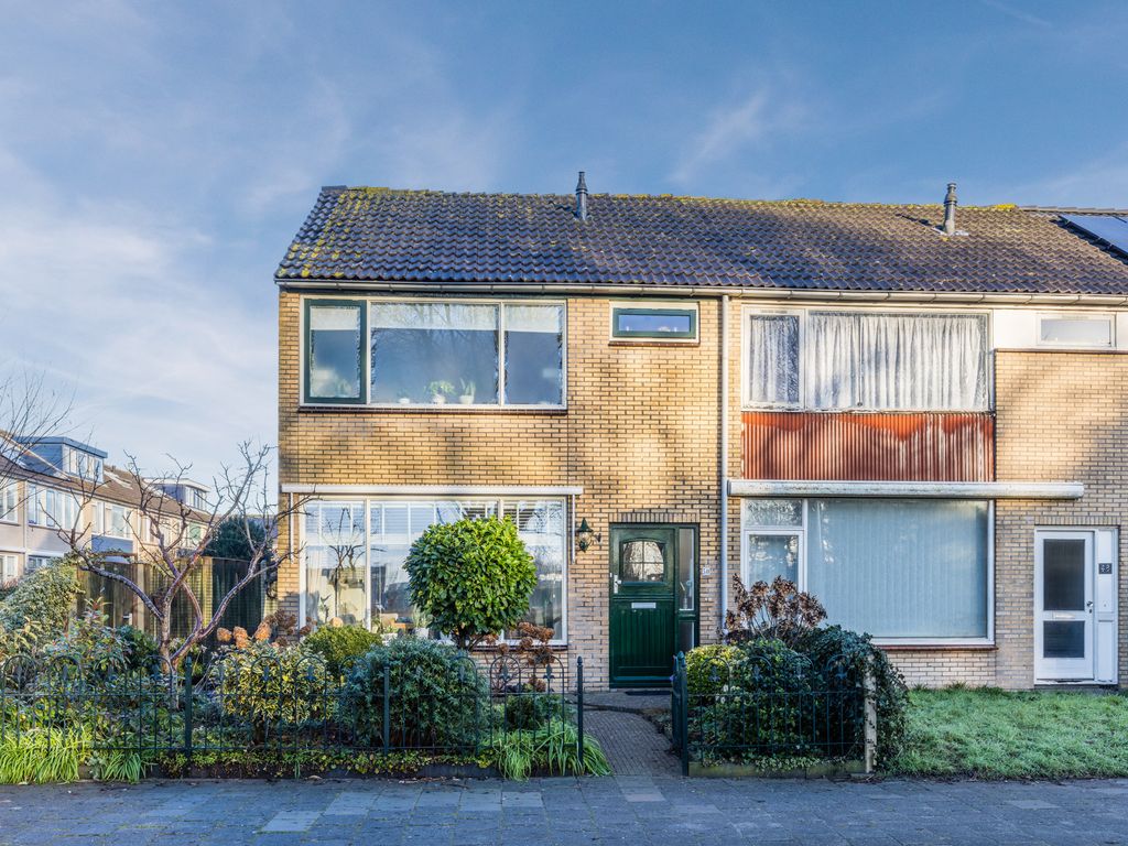 Dibbetzplantsoen 50, HELLEVOETSLUIS