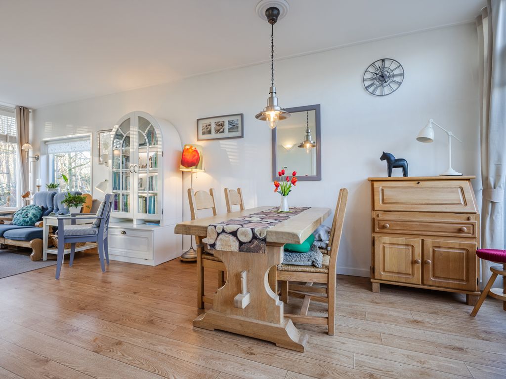 Dibbetzplantsoen 50, HELLEVOETSLUIS