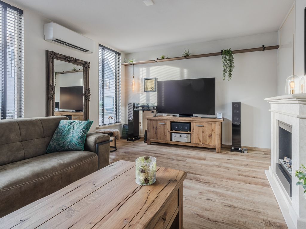 Beethovenstraat 9, HELLEVOETSLUIS