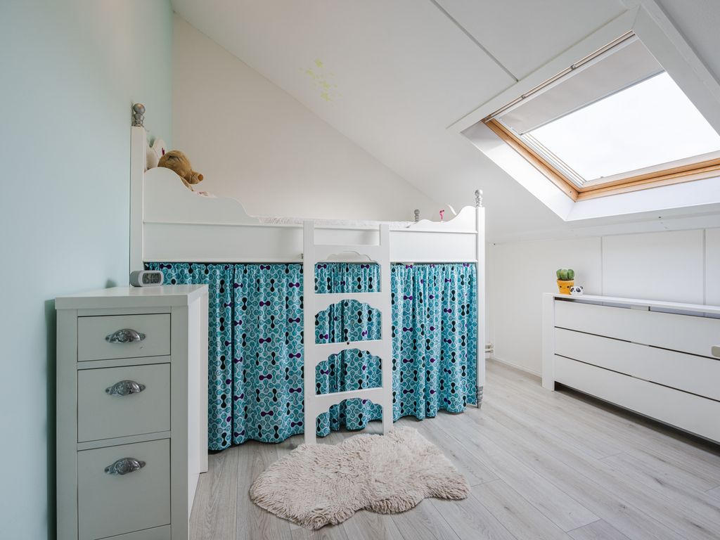 Willem van der Zaanstraat 1, HELLEVOETSLUIS