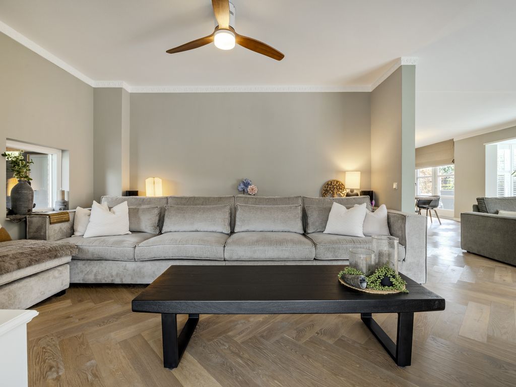 Courteniusstraat 6, HELLEVOETSLUIS