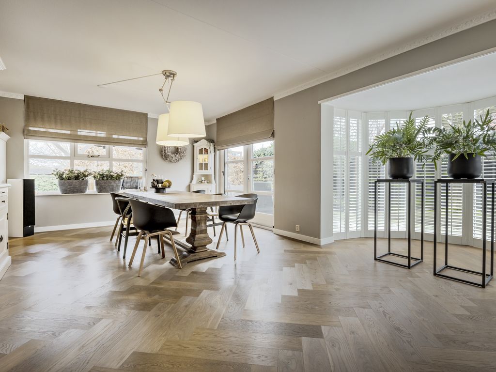 Courteniusstraat 6, HELLEVOETSLUIS