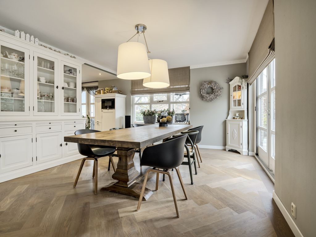 Courteniusstraat 6, HELLEVOETSLUIS