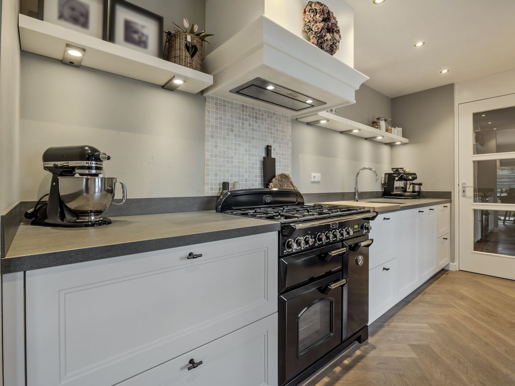 Courteniusstraat 6, HELLEVOETSLUIS