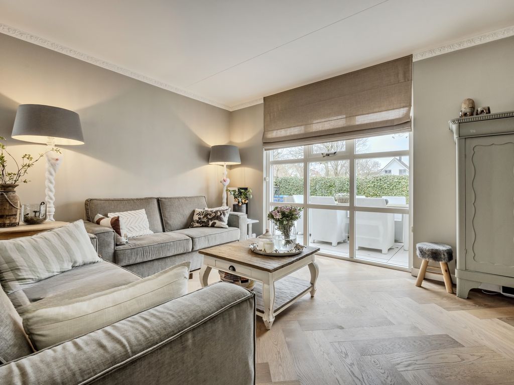 Courteniusstraat 6, HELLEVOETSLUIS