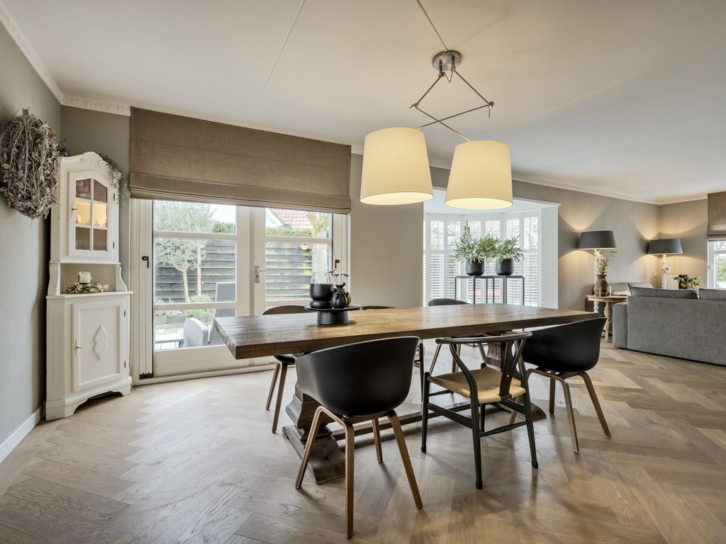 Courteniusstraat 6, HELLEVOETSLUIS