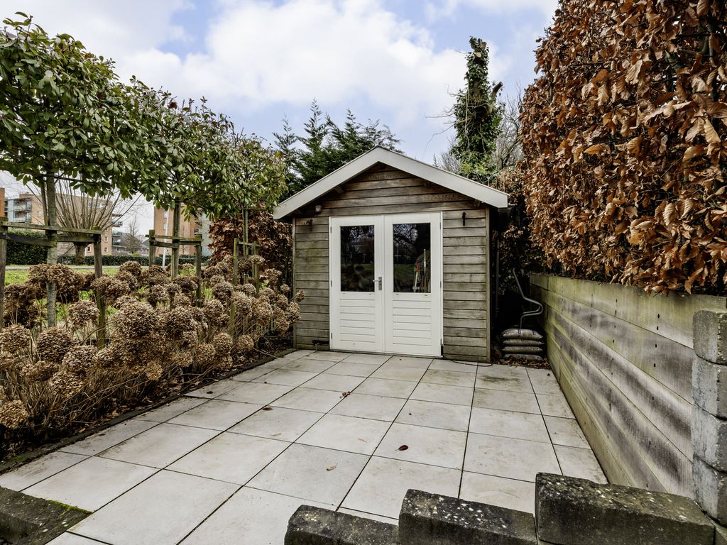 Courteniusstraat 6, HELLEVOETSLUIS