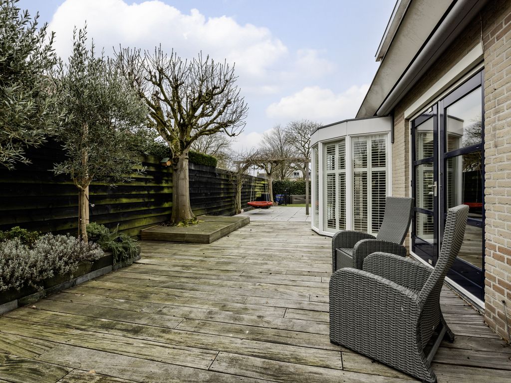 Courteniusstraat 6, HELLEVOETSLUIS