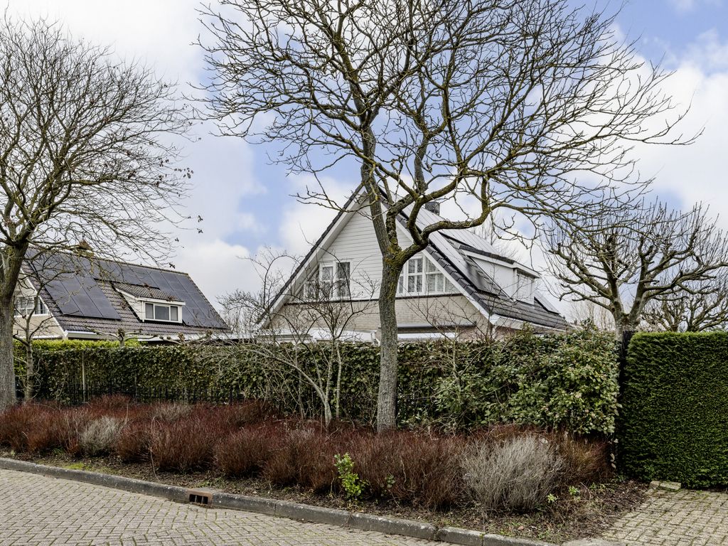 Courteniusstraat 6, HELLEVOETSLUIS