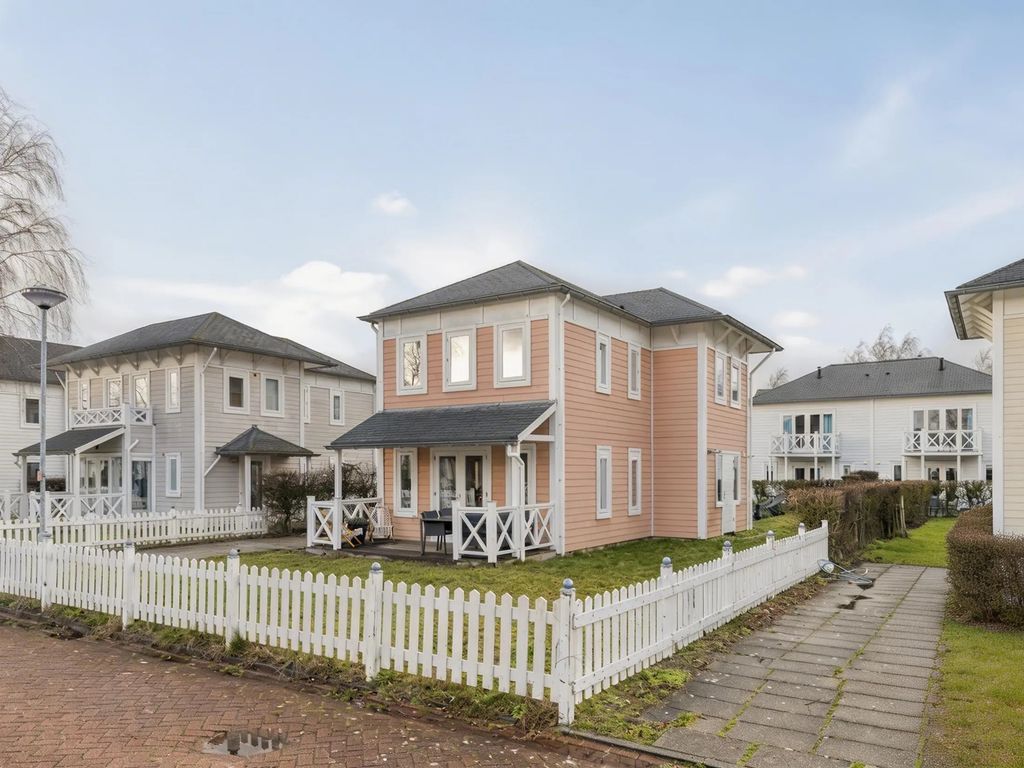 Nieuwe Zeedijk 1K308, HELLEVOETSLUIS