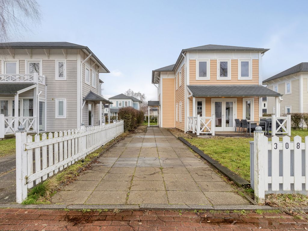 Nieuwe Zeedijk 1K308, HELLEVOETSLUIS