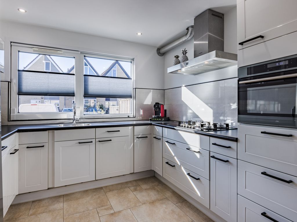 Strandgaper 13, HELLEVOETSLUIS