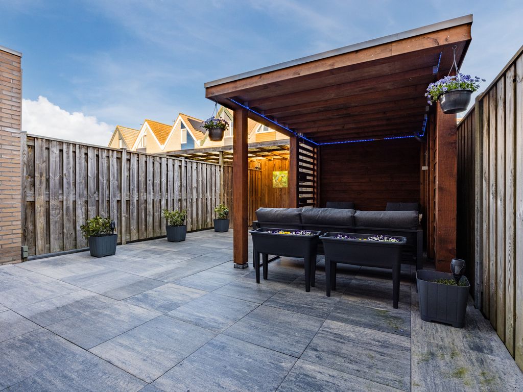 Strandgaper 13, HELLEVOETSLUIS