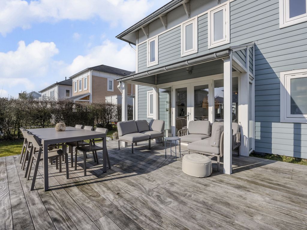 Nieuwe Zeedijk 1K309, HELLEVOETSLUIS