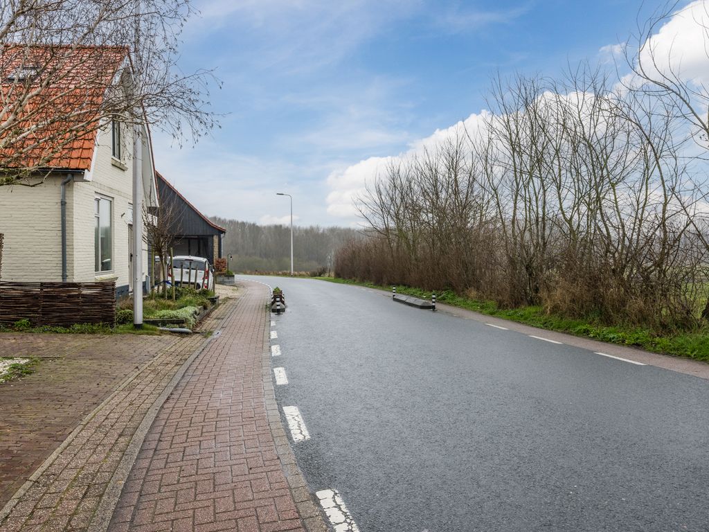 Rijksstraatweg 281, HELLEVOETSLUIS