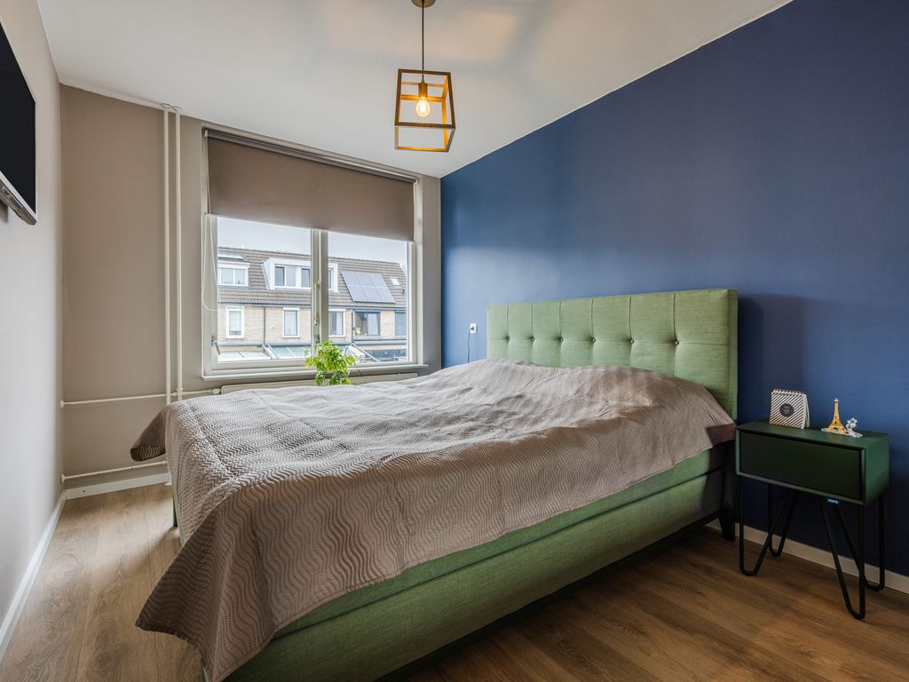 Hermelijn 13, HELLEVOETSLUIS