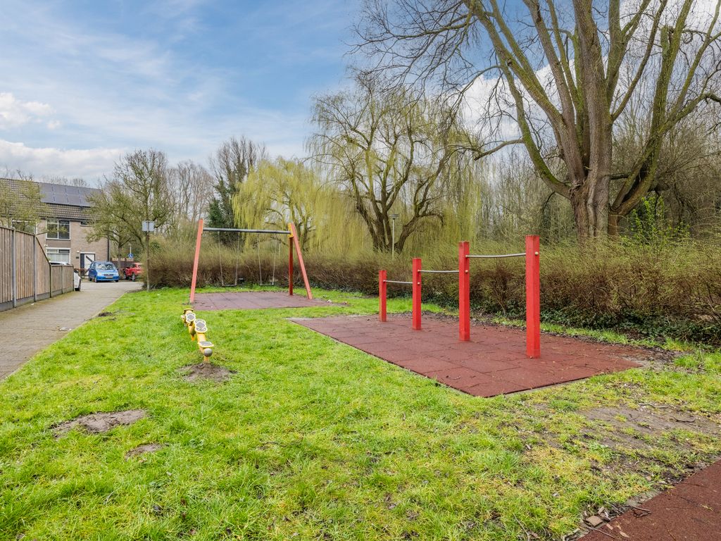 Hermelijn 13, HELLEVOETSLUIS