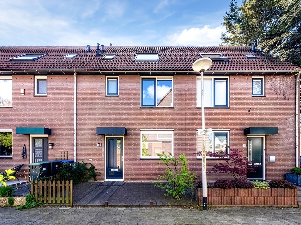 Boegbeeld 2, HELLEVOETSLUIS