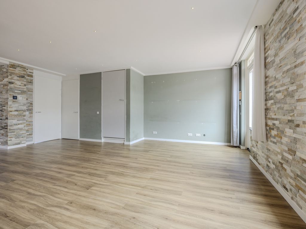 De Linde 4, ROZENBURG