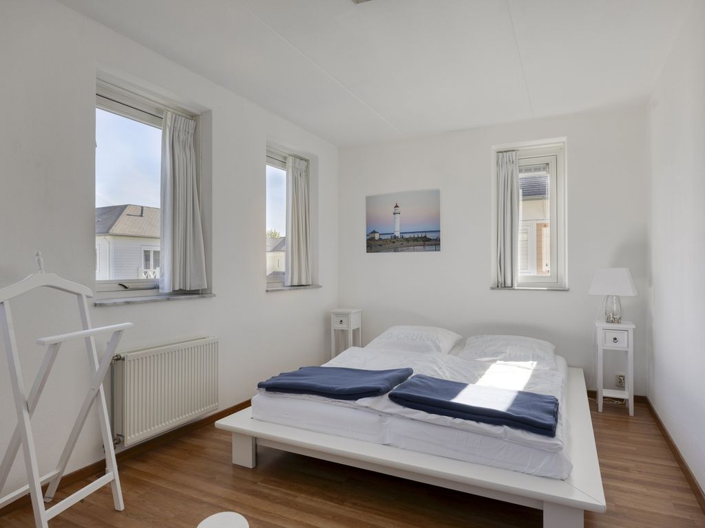 Nieuwe Zeedijk 1K306, HELLEVOETSLUIS