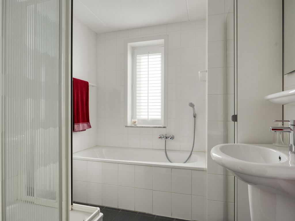 Nieuwe Zeedijk 1K306, HELLEVOETSLUIS