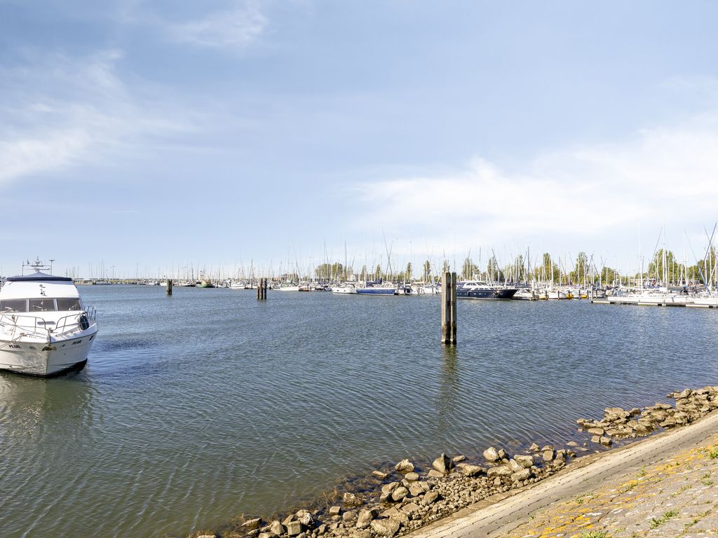 Nieuwe Zeedijk 1K306, HELLEVOETSLUIS
