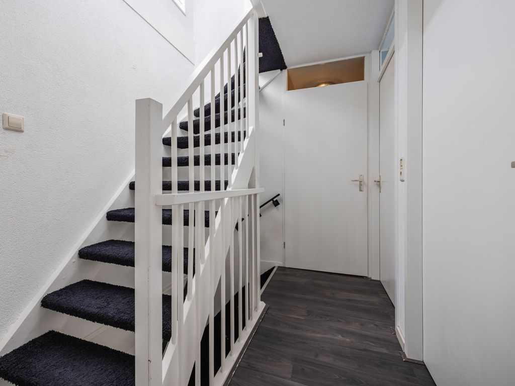 Rondostraat 83, HELLEVOETSLUIS