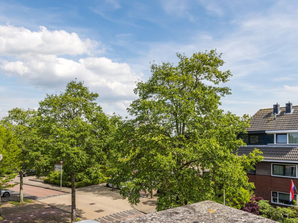 Rondostraat 83, HELLEVOETSLUIS