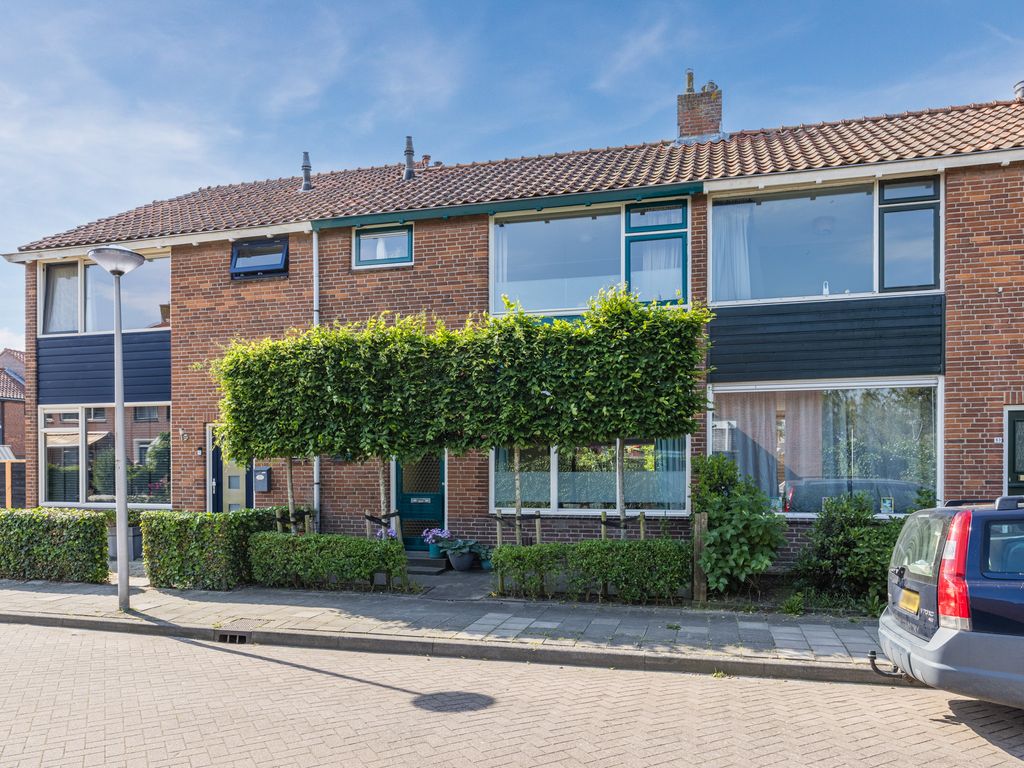 Aalbrecht van Beijerenstraat 91, HELLEVOETSLUIS
