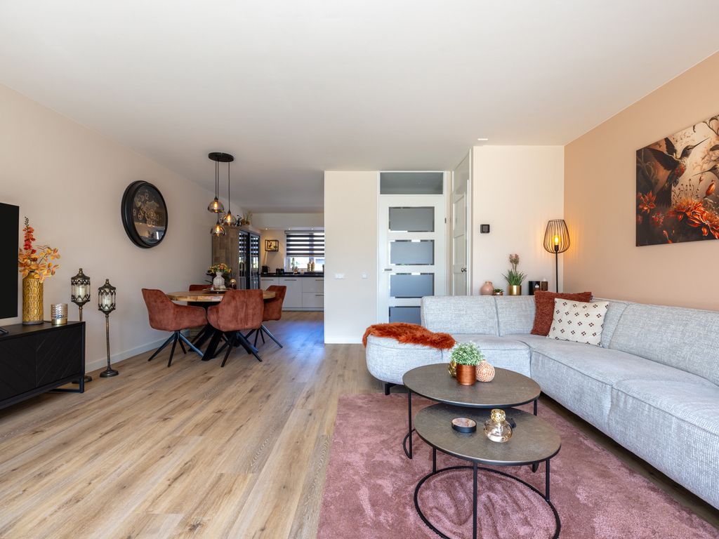 Largostraat 22, HELLEVOETSLUIS