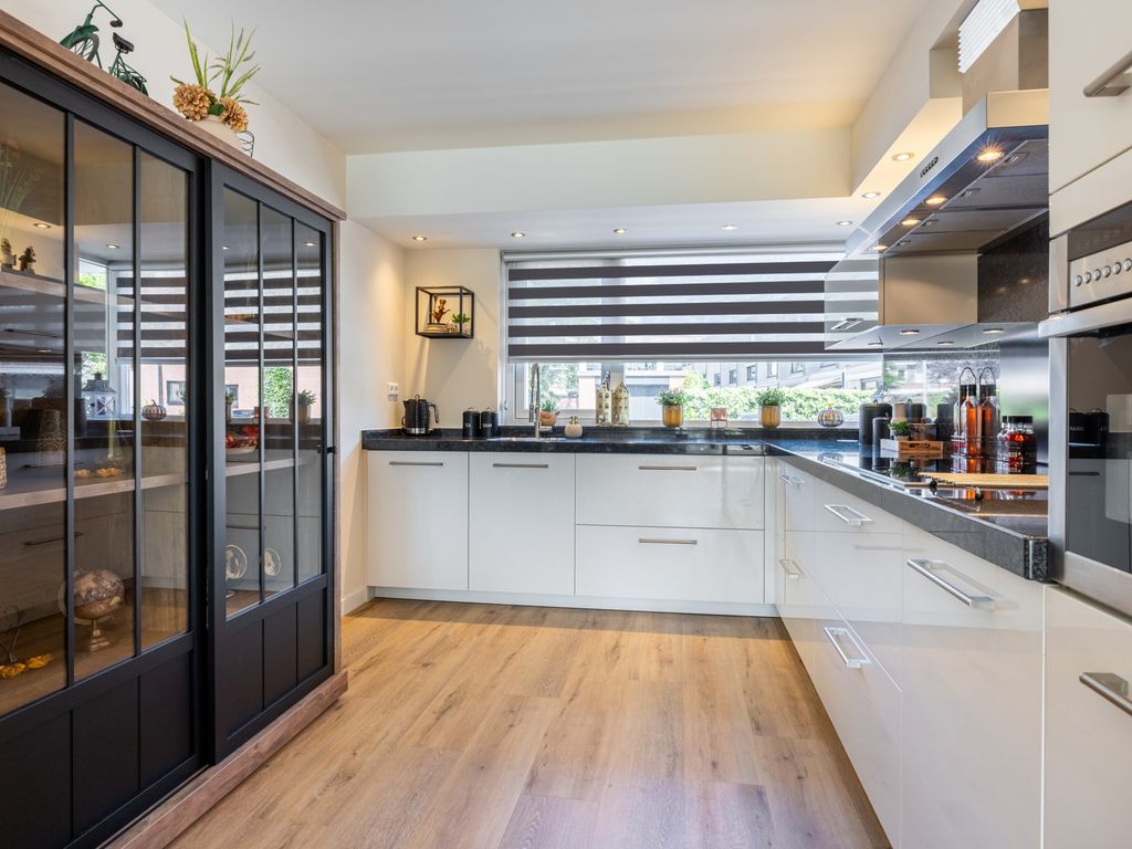 Largostraat 22, HELLEVOETSLUIS