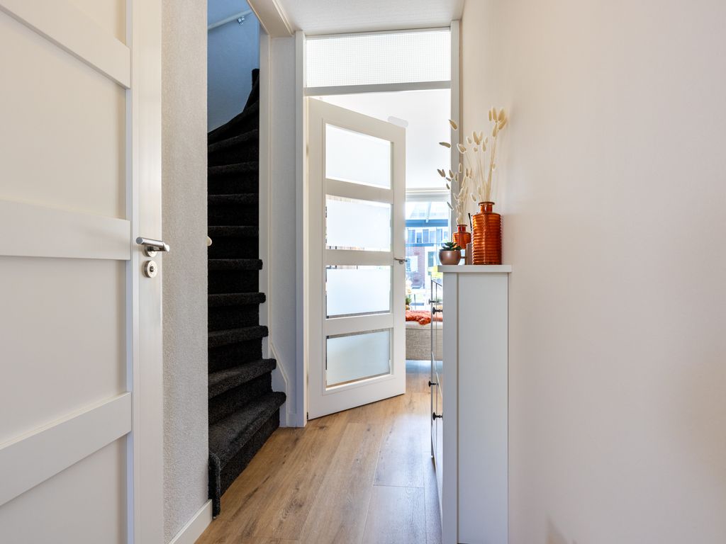 Largostraat 22, HELLEVOETSLUIS