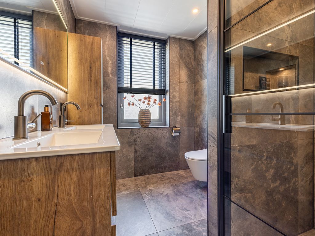 Largostraat 22, HELLEVOETSLUIS