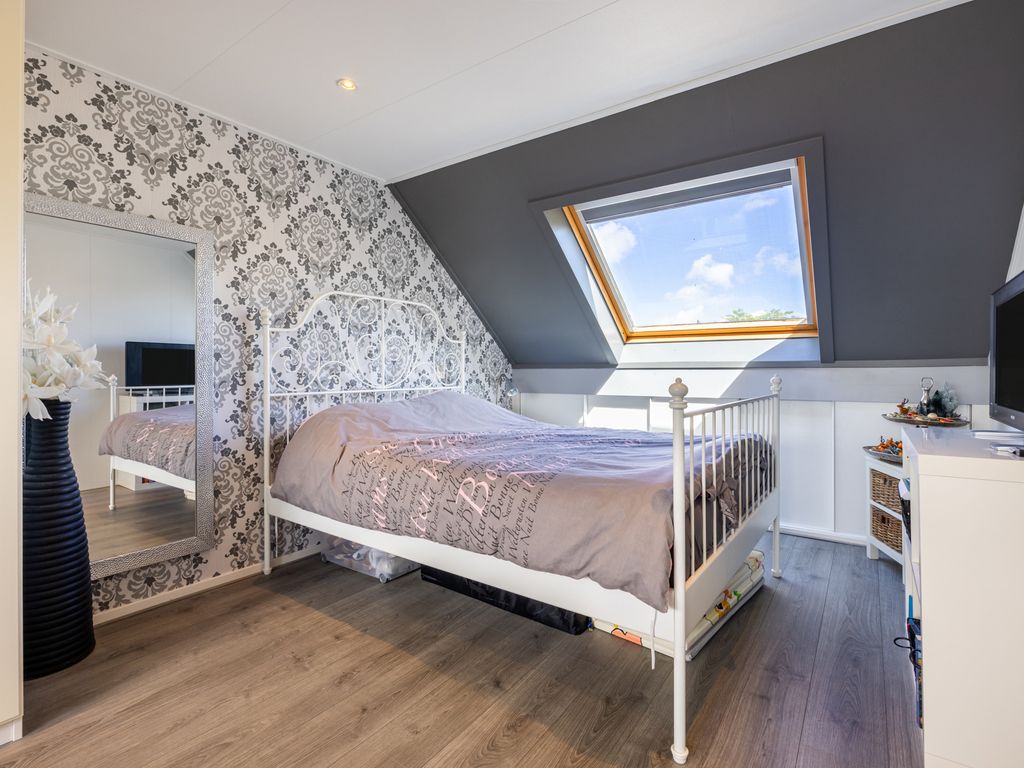 Largostraat 22, HELLEVOETSLUIS
