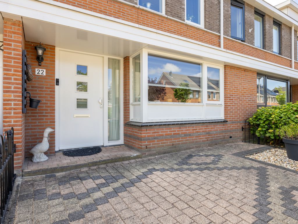 Largostraat 22, HELLEVOETSLUIS