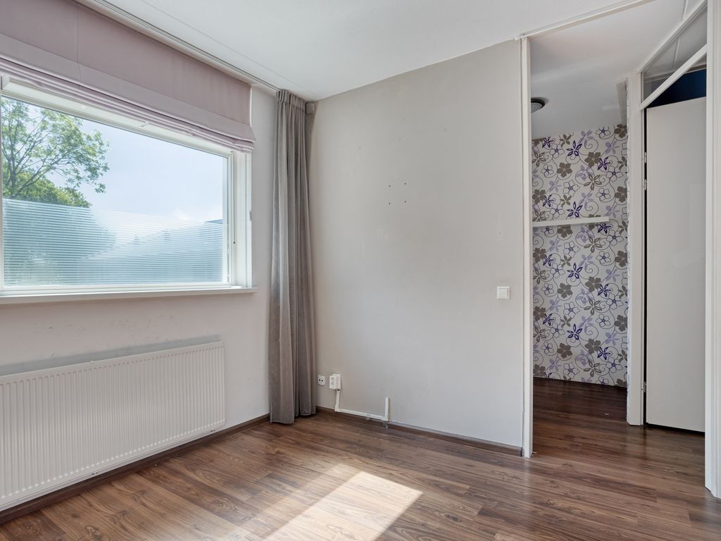 De Plataan 11, ROZENBURG
