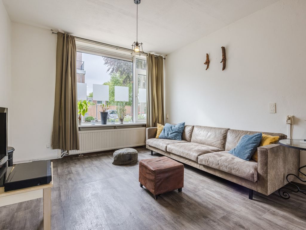 Steurweg 90, HOOGVLIET ROTTERDAM
