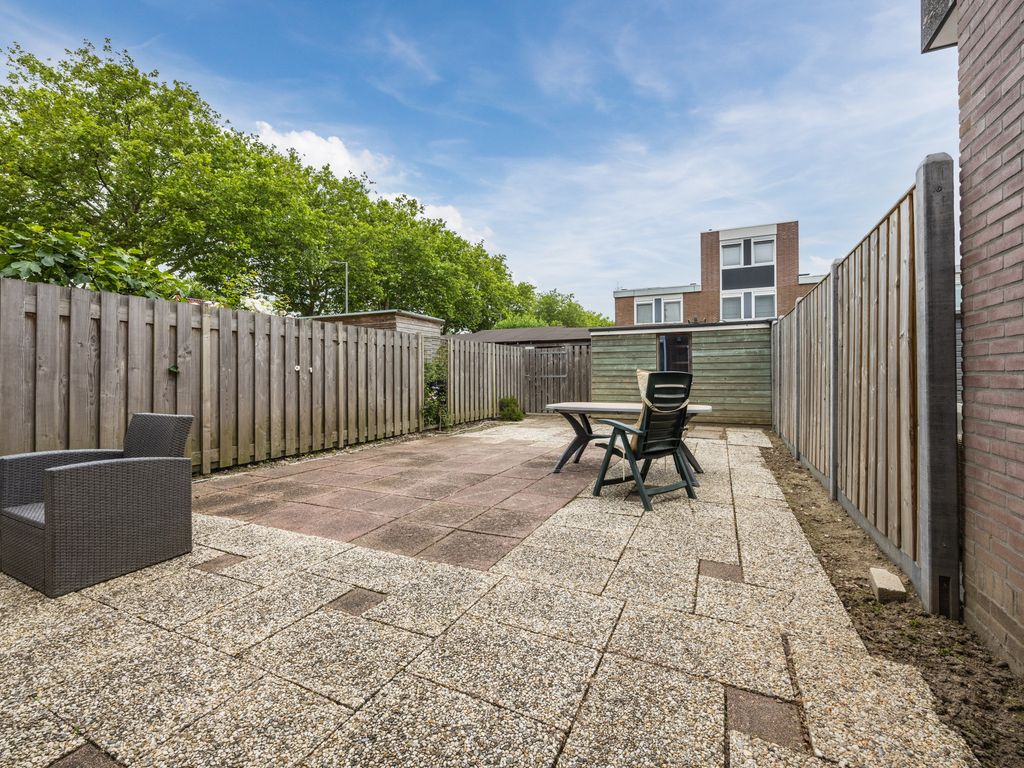 Steurweg 90, HOOGVLIET ROTTERDAM
