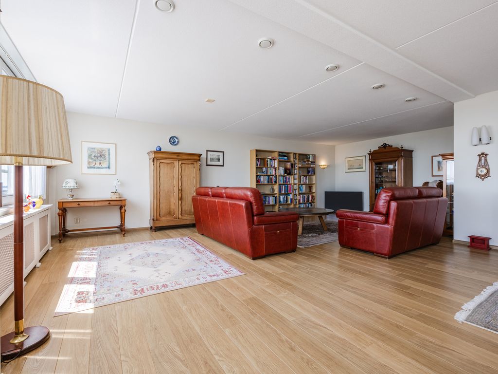 P C Hooftstraat 109, HELLEVOETSLUIS