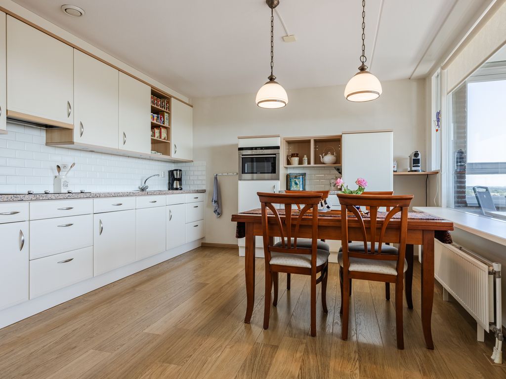P C Hooftstraat 109, HELLEVOETSLUIS
