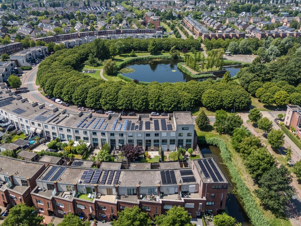 Uniceflaan 44, HELLEVOETSLUIS
